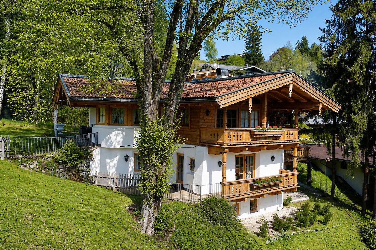 FREIZEITWOHNSITZ - Landhaus in Golfplatznähe