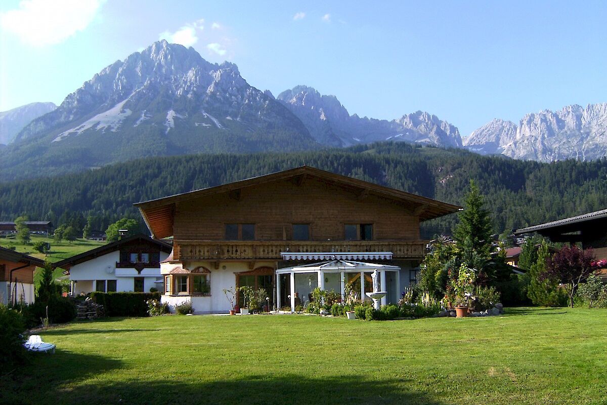 Mietwohnung im 1.OG direkt am Golfplatz mit Kaiserblick