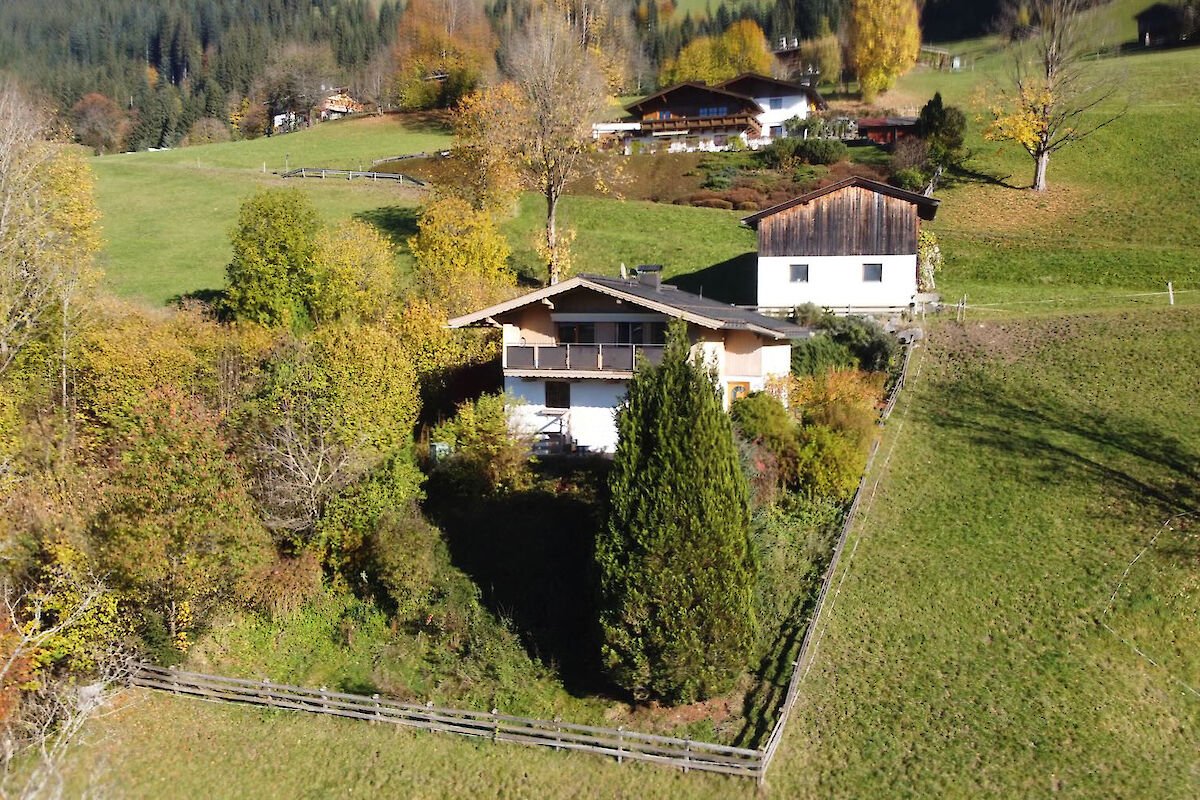 Landhaus in absolut sonniger und ruhiger Lage im Freiland