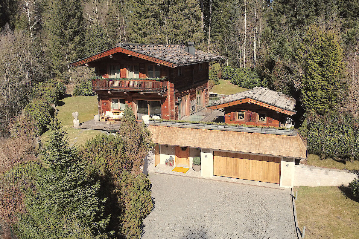 Freistehendes Anwesen in begehrter Naturlage in Schwarzseenähe