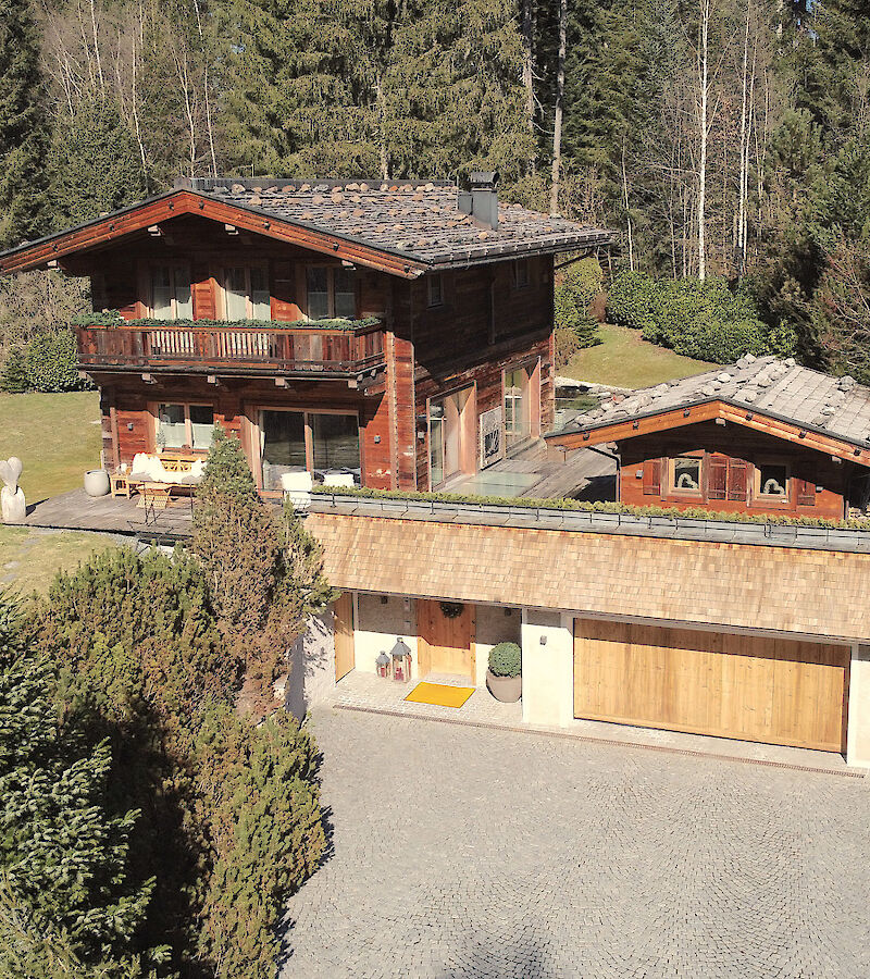 Freistehendes Anwesen in begehrter Naturlage in Schwarzseenähe