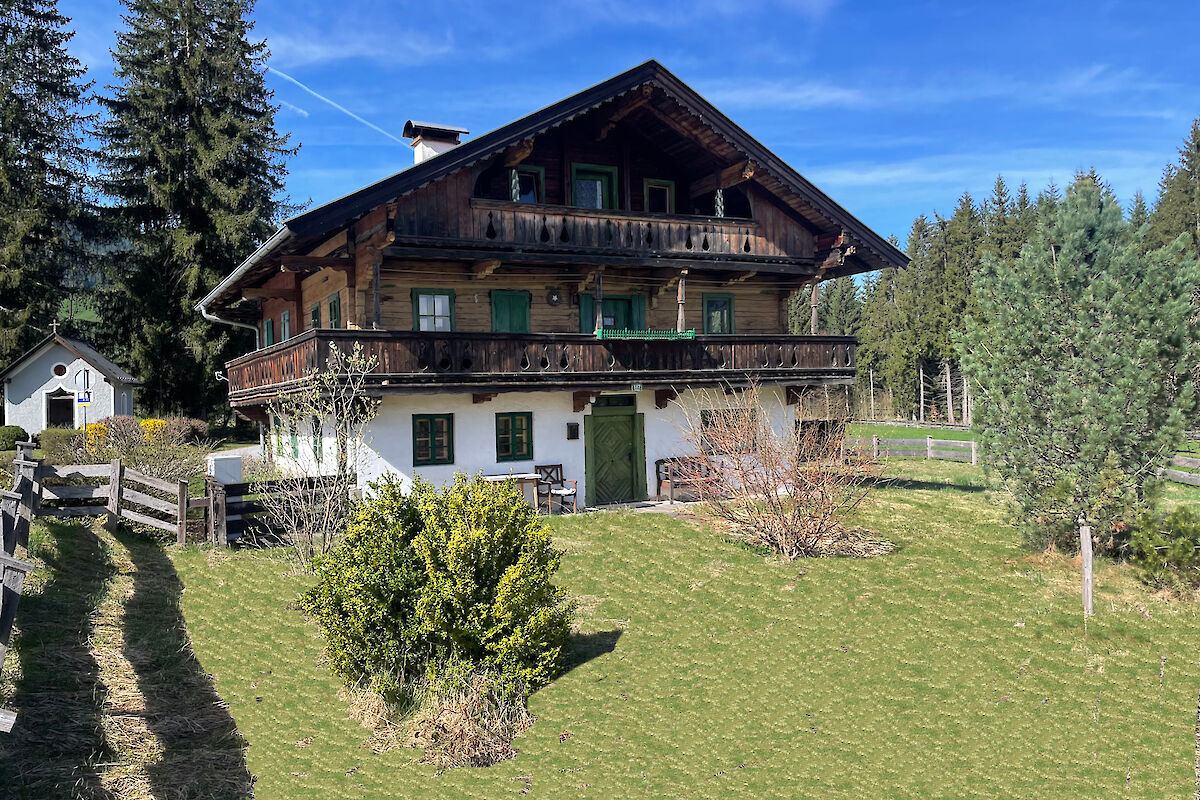 FREIZEITWOHNSITZ - Grundstück - Altbestand direkt am Golfplatz in Westendorf