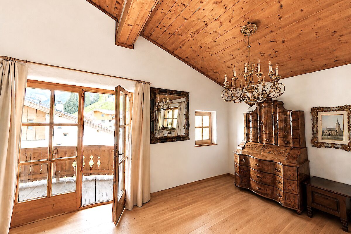 FREIZEITWOHNSITZ  Dachgeschosswohnung in Golfplatznähe