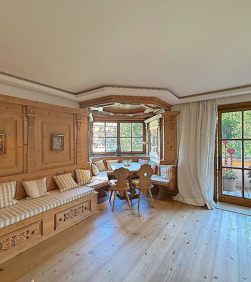 Elegante Drei-Zimmer-Wohnung im Herzen von Kitzbühel